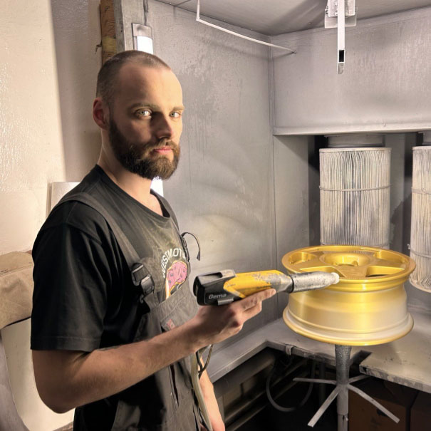 Andrzej, lakiernik Felgilab