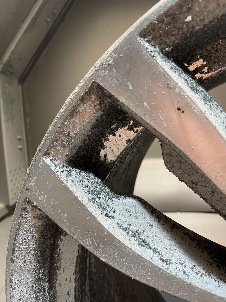 Proces malowania felg z toczeniem CNC frontów BMW X5 R20