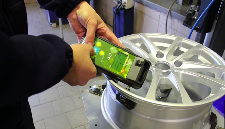 Programowanie czujnika TPMS w Warszawie