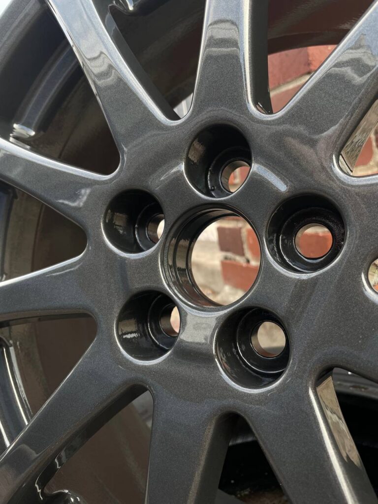 Jakie rodzaje usterek można napotkać przy regeneracji felg