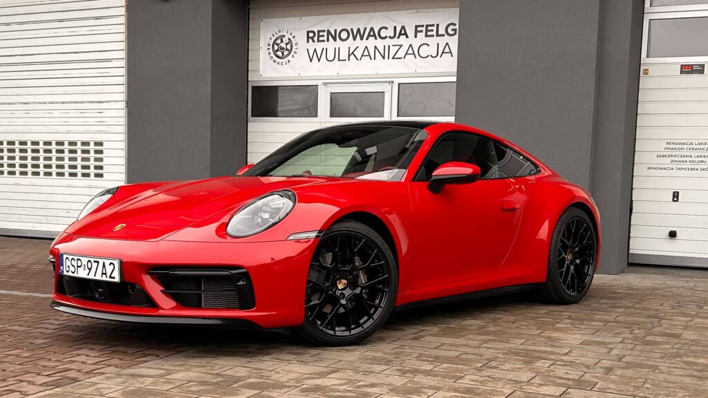 Jaki kolor felg do czerwonego auta